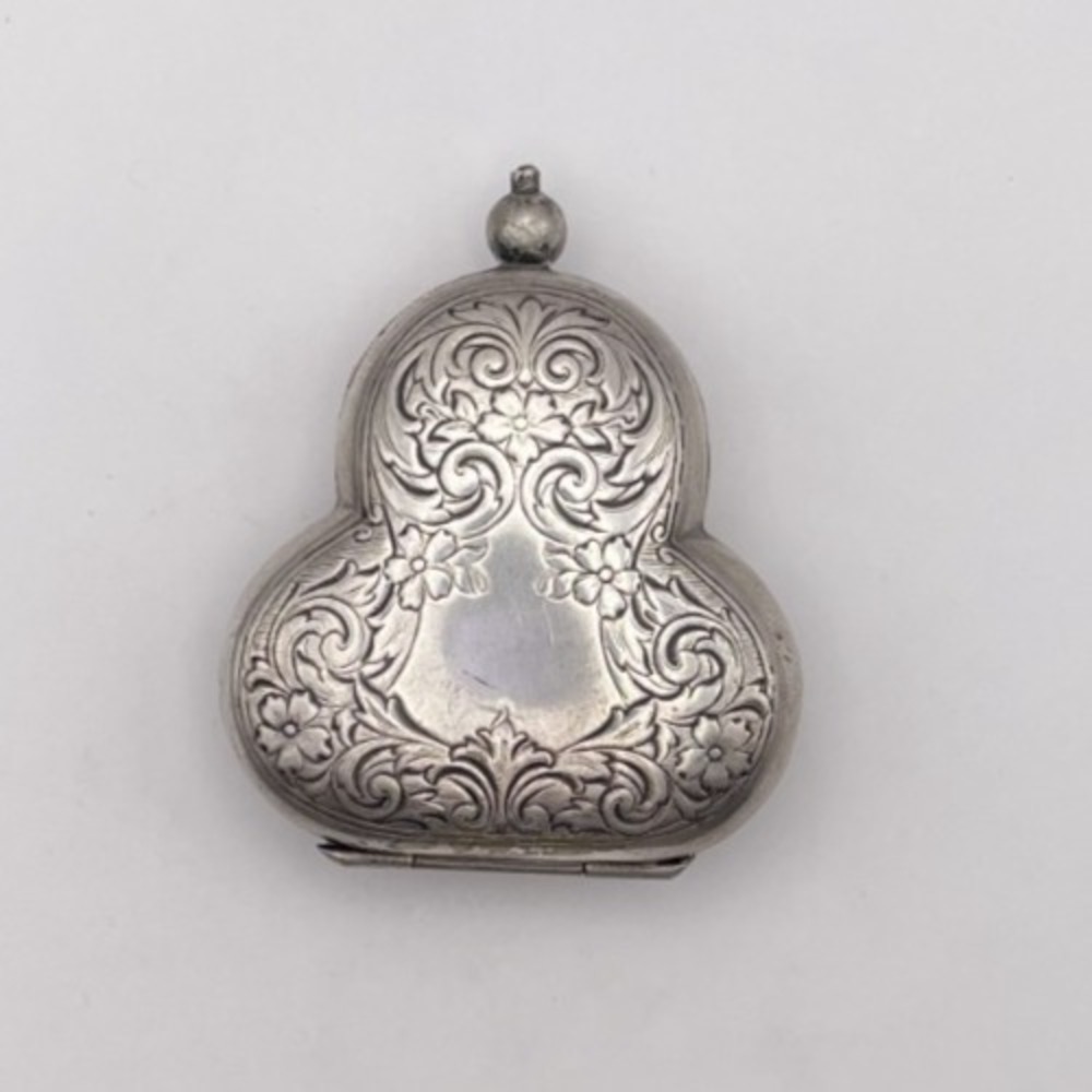 Antique W.H. Saart Co. Trefoil Clover Pill Box – Art Nouveau German Silver Case